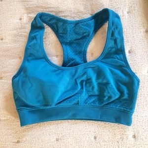 Forever 21 Sports Bra Small